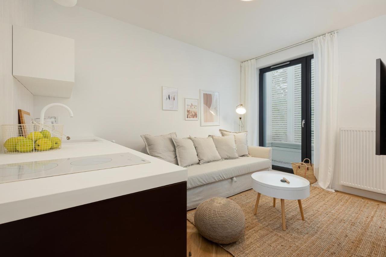 Lovesea Apartments ريفال المظهر الخارجي الصورة